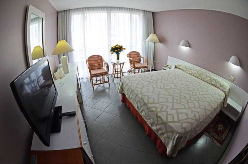 Hotel Paseo De Las Mercedes 카라카스 외부 사진